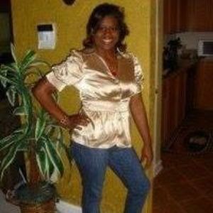 Meet your Posher, Waynette